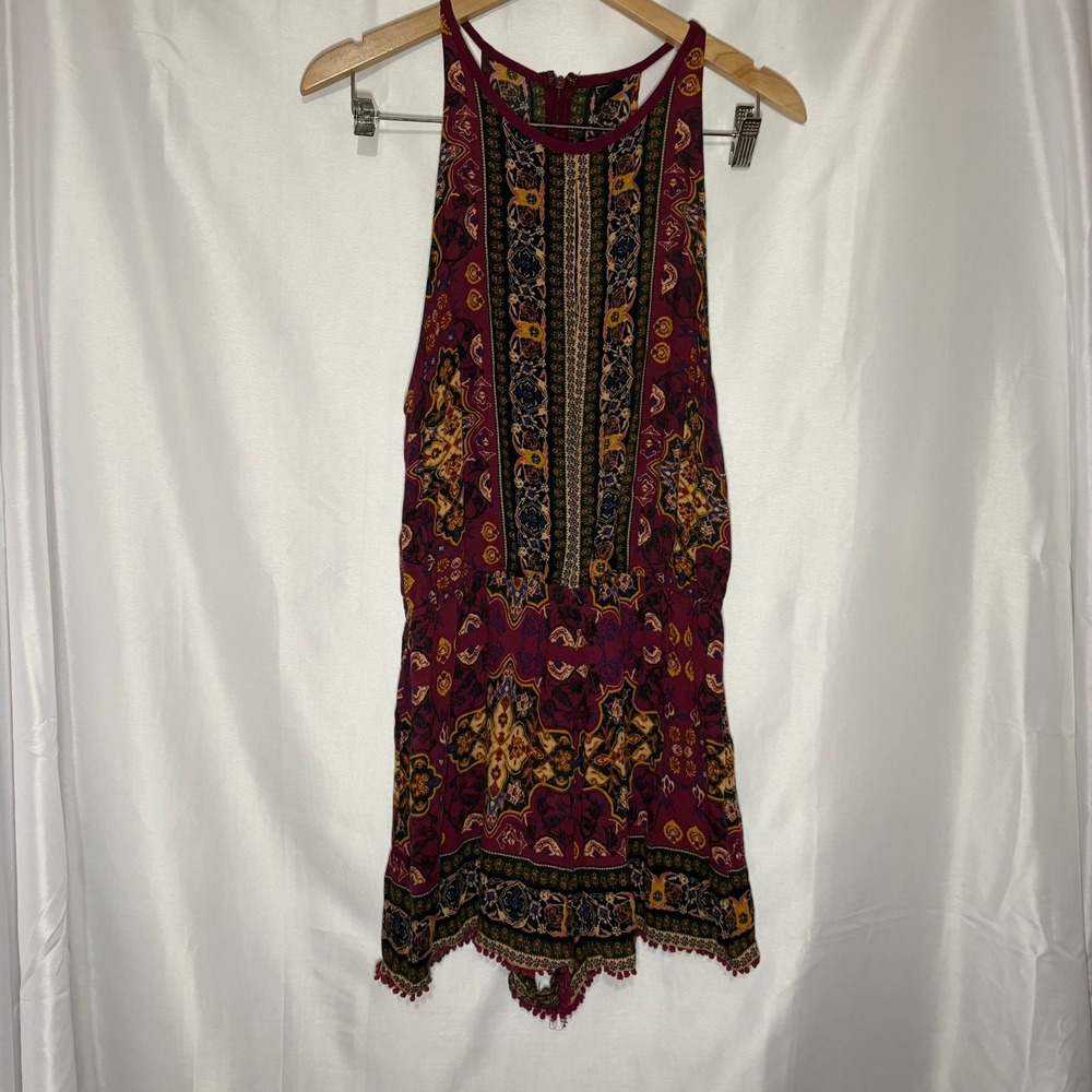 Me To We Womens Burgundy Boho Medallion Print Pom Pom Trim‎ Romper Large